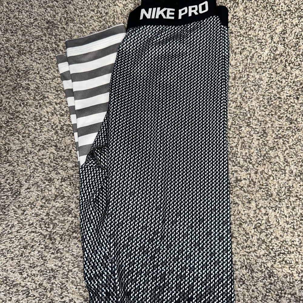 Nike pro leggings